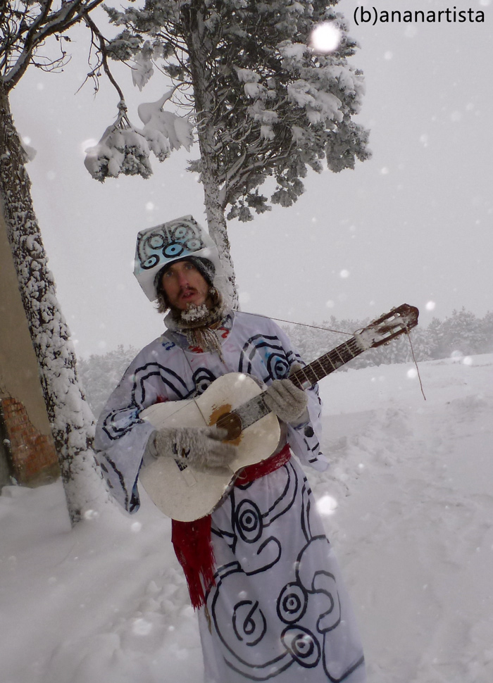 (b)ananartista SBUFF - snowstorm singer