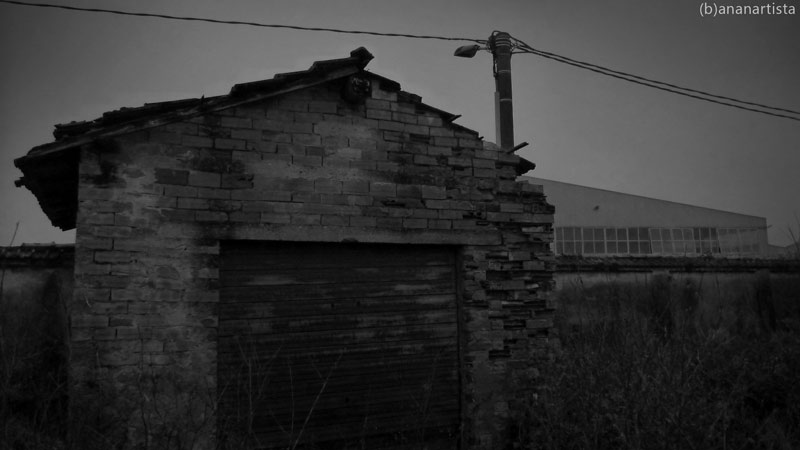 scary haunted ghost hause youtube frame video photography by (b)ananartista orgasmo sbuff