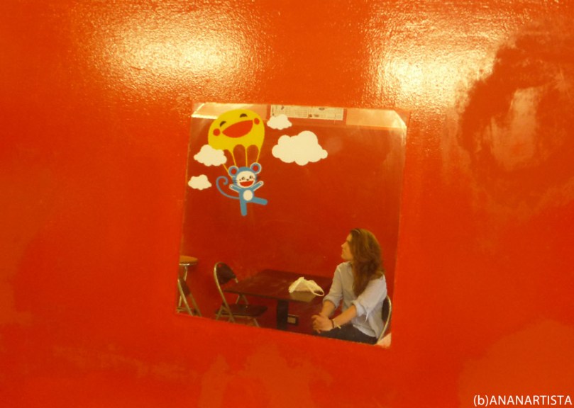 THE FLYING MIRROR photography by (b)ananartista sbuff © 2015 all rights reserved