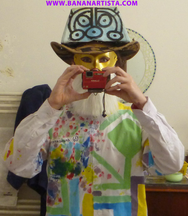 SELFLESS SELFPORTRAIT IN THE MIRROR OF ETERNITY photography by (b)ananartista sbuff © 2015 all rights reserved