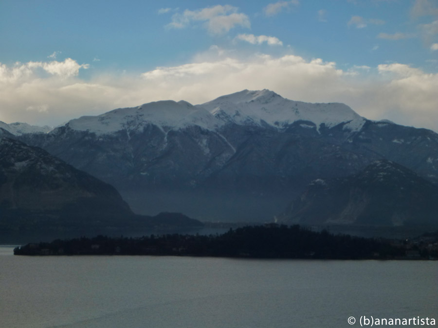 NEOLITHIC WAR MEMORIAL landscape photography by (b)ananartista sbuff © 2016 all rights reserved