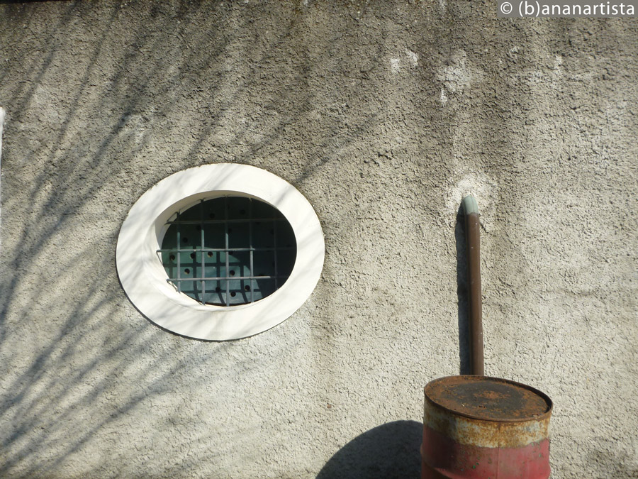 ACCADIMENTI SULLA LASTRA FOTOGRAFICA still life photography by (b)ananartista sbuff © 2016 all rights reserved