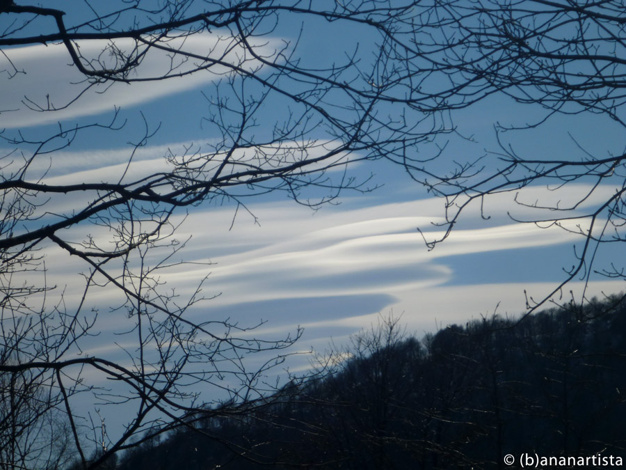 LENTICULAR CLOUDS nature photography by (b)ananartista sbuff © 2016 all rights reserved