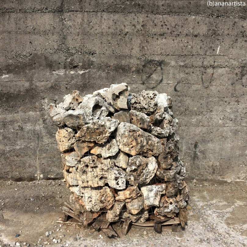 Pandora's box: minimal photography by (b)ananartista sbuff