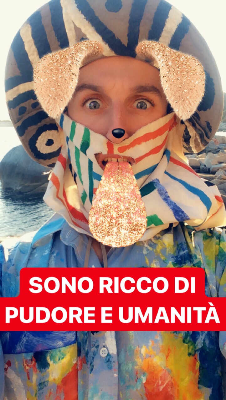 sono ricco di pudore e umanità: selfie di (b)ananartista sbuff