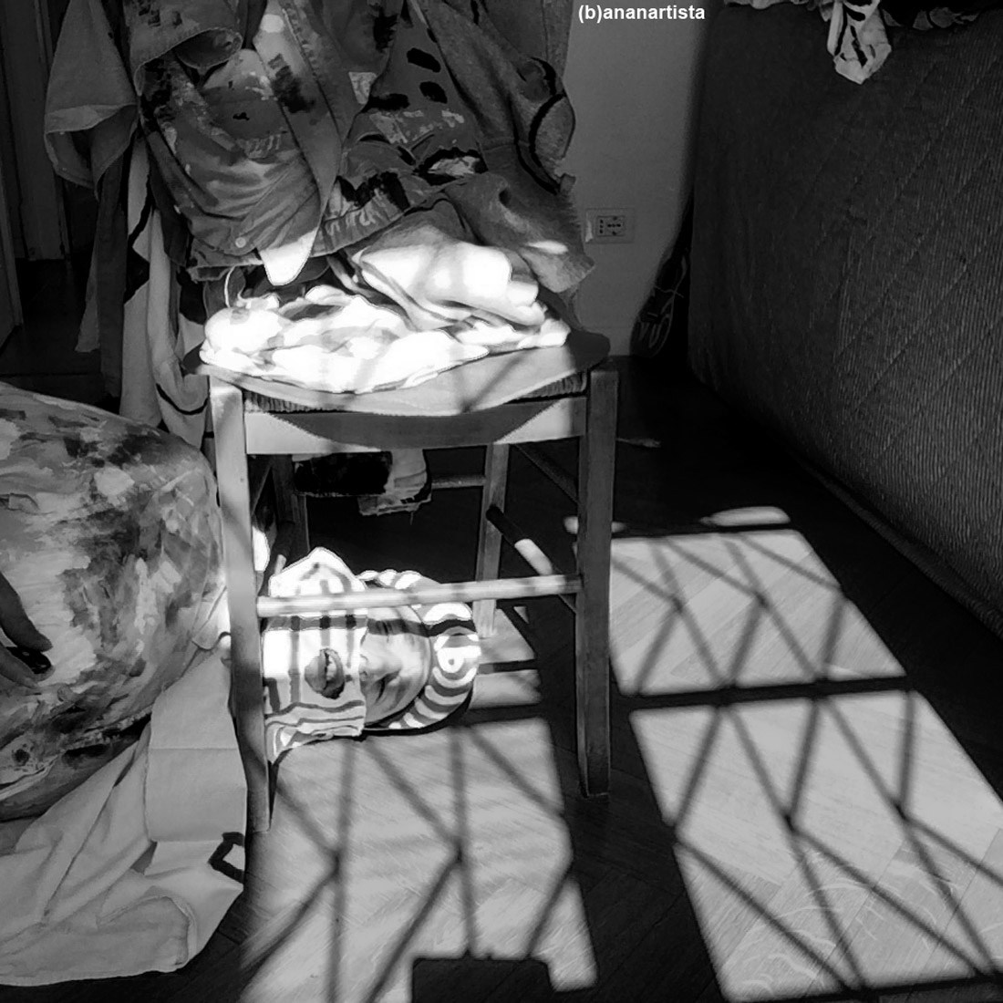 autoritratto: fotografia e performance di (b)ananartista sbuff