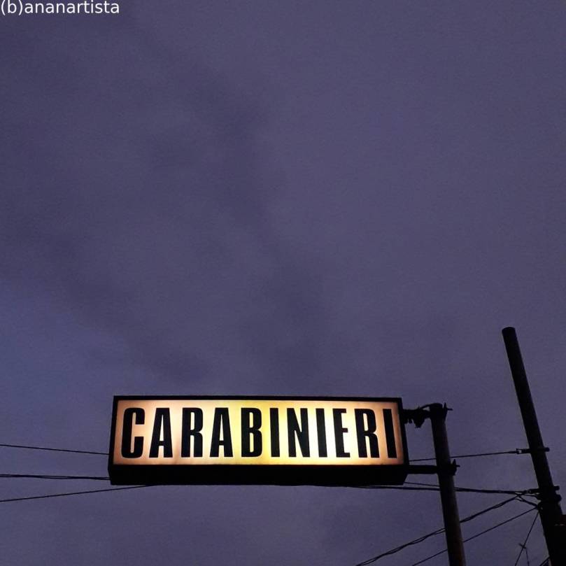 carabinieri : fotografia di (b)ananartista sbuff