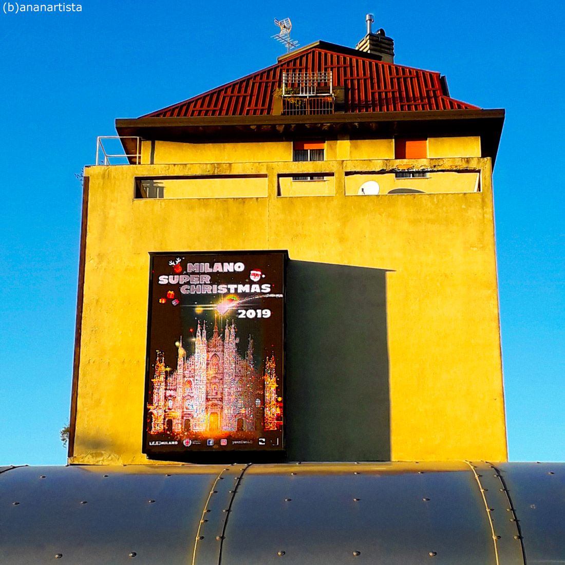 milano super christmas 2019  dy (b)ananartista sbuff