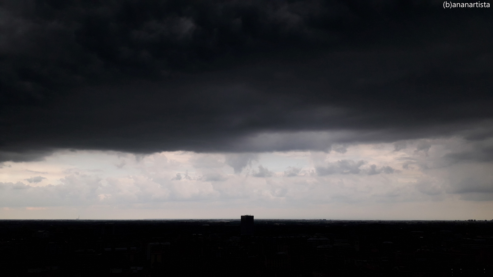 panopticon milano by (b)ananartista sbuff